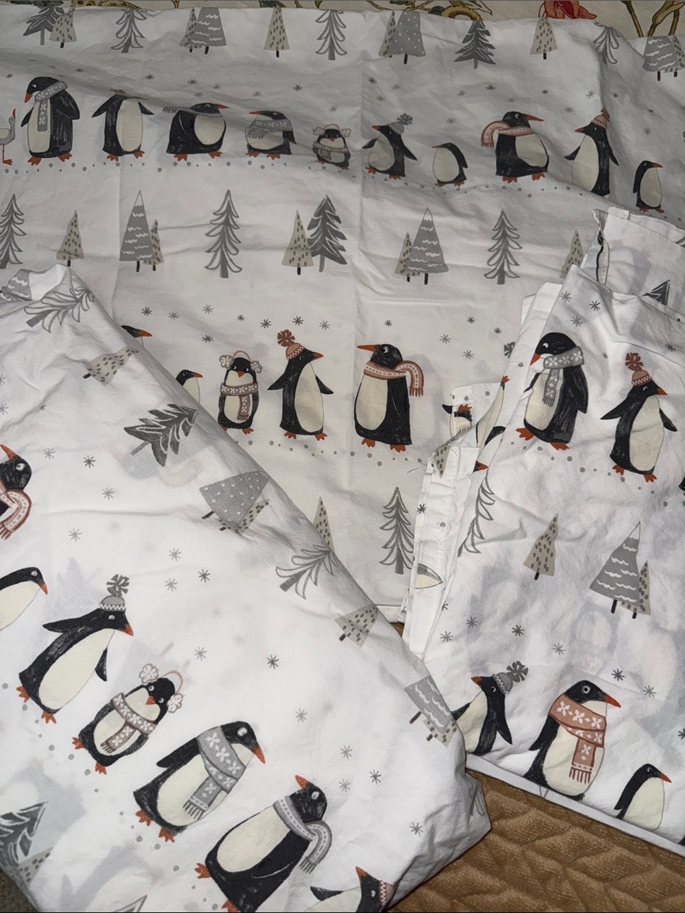 Pottery Barn Kids Penguin Parade  organic Cotton Sheet twin Set - Picture 4 of 5